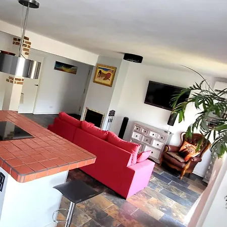 Cosy 2 Bedroom On 5 Floor With Balcony In The Centre Of Near The Playa- Spain Apartment