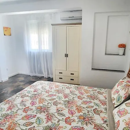 Apartment Cosy 2 Bedroom On 5 Floor With Balcony In The Centre Of Near The Playa- Spain Dénia